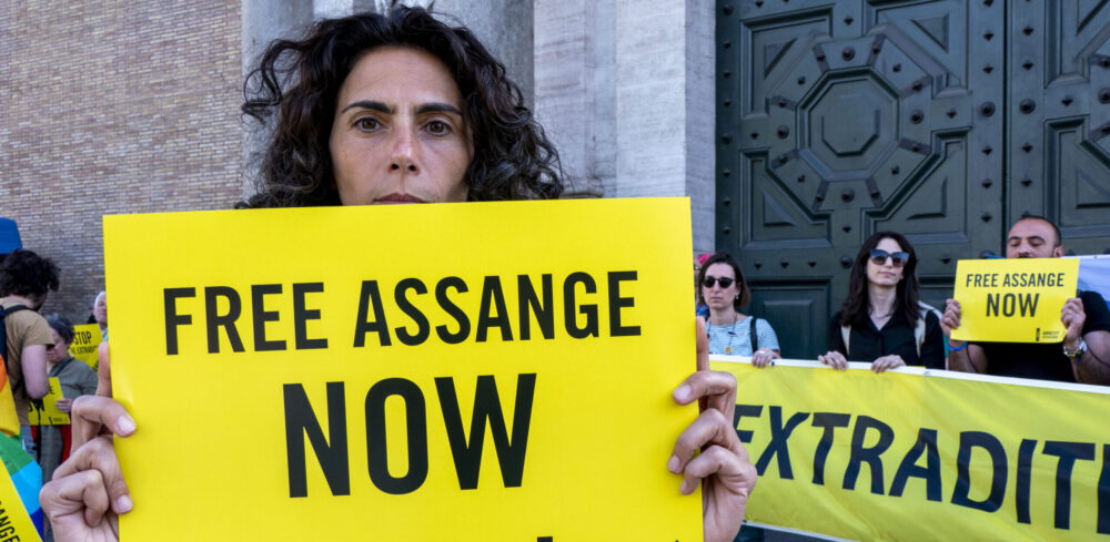 Defending Julian Assange is defending a principle