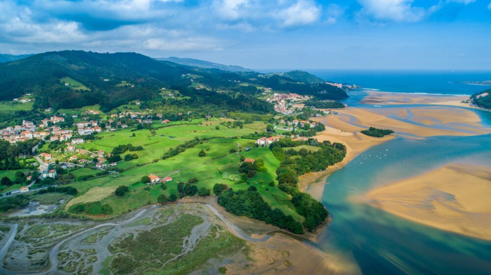 Museo Guggenheim Reserva de la Biosfera de Urdaibai
